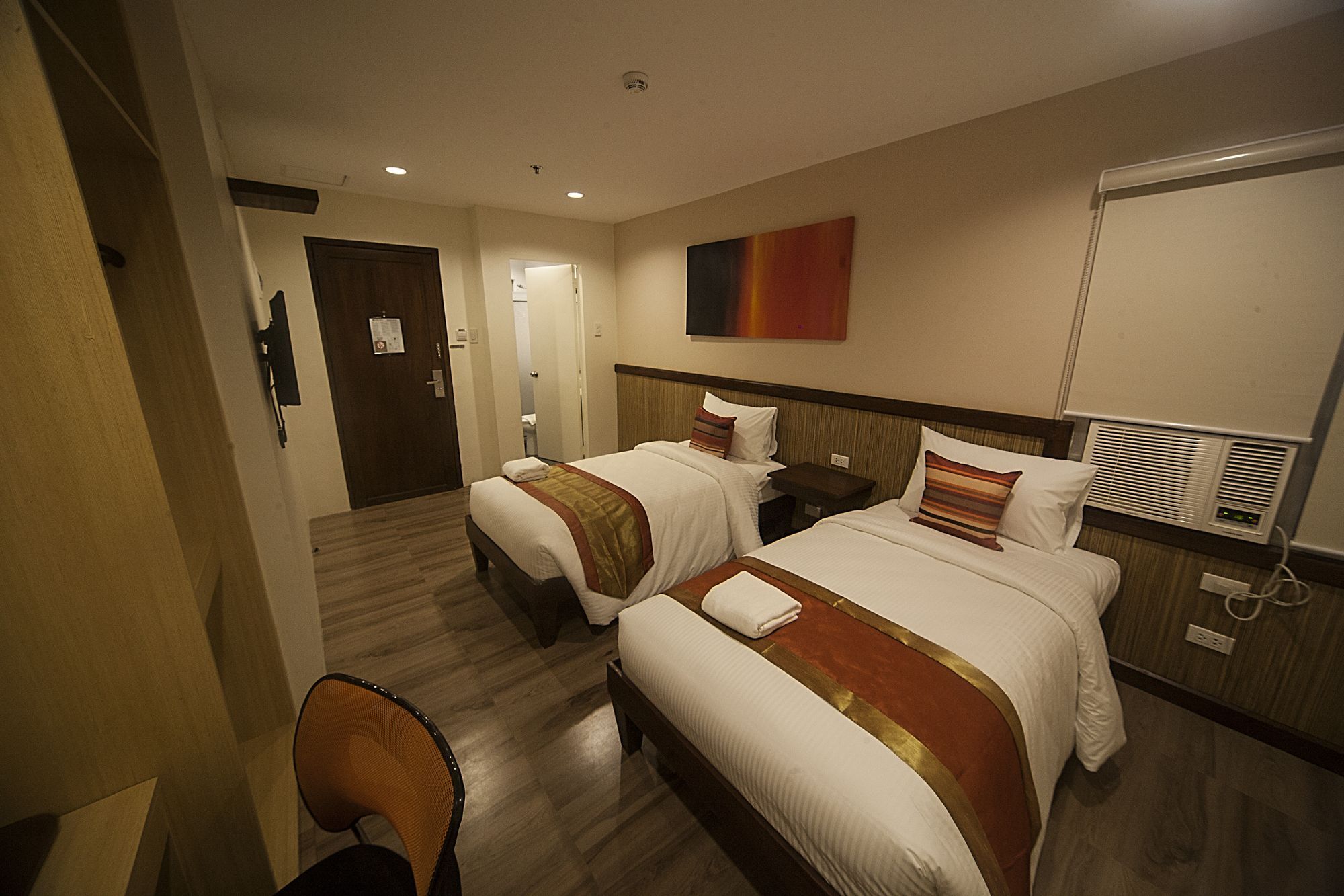 Ns Royal Hotel Себу Экстерьер фото